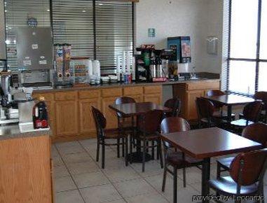 Howard Johnson By Wyndham