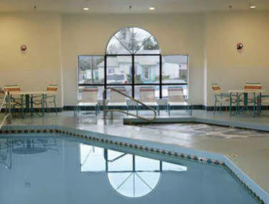Hotel Howard Johnson By Wyndham Williams
